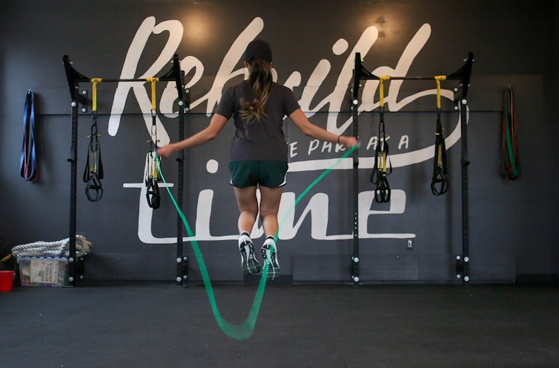 Woman doing jump rope cardio workout